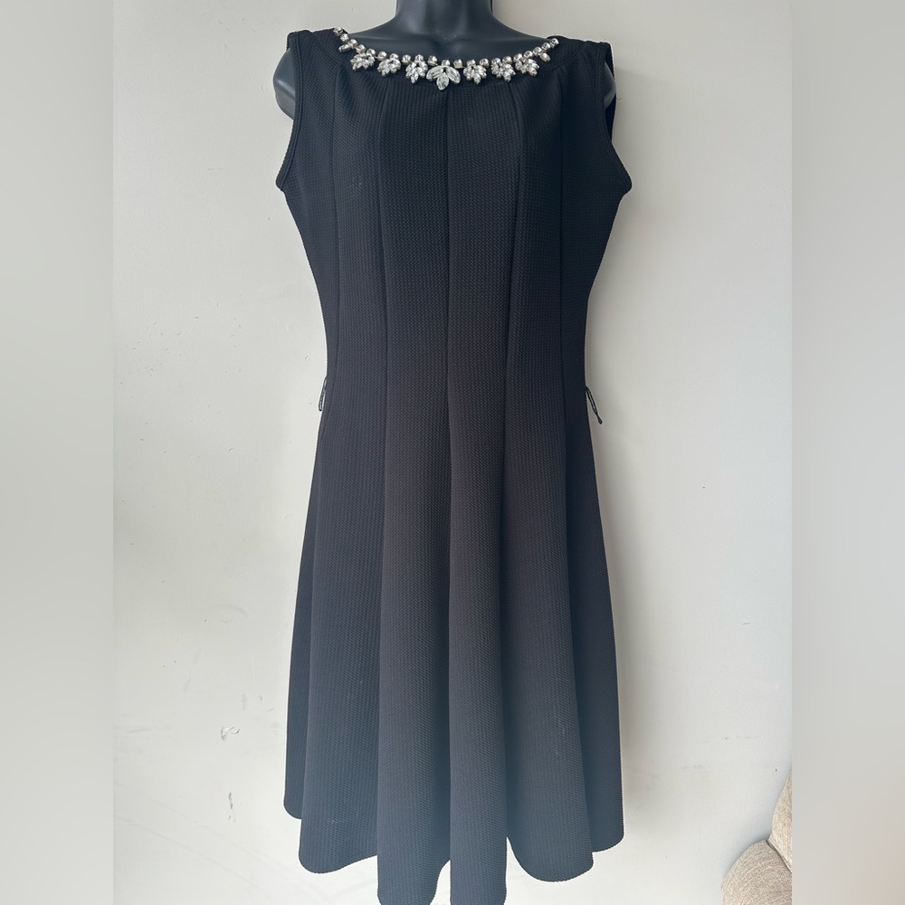 Haani Womens Black Rhinestone Round Neck Sleeveless Dress Size PS
